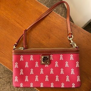 Wallet, size Angels Dooney Burke, wrist purse.